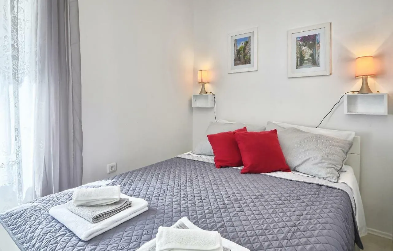 Eviana Private Apartment 普拉